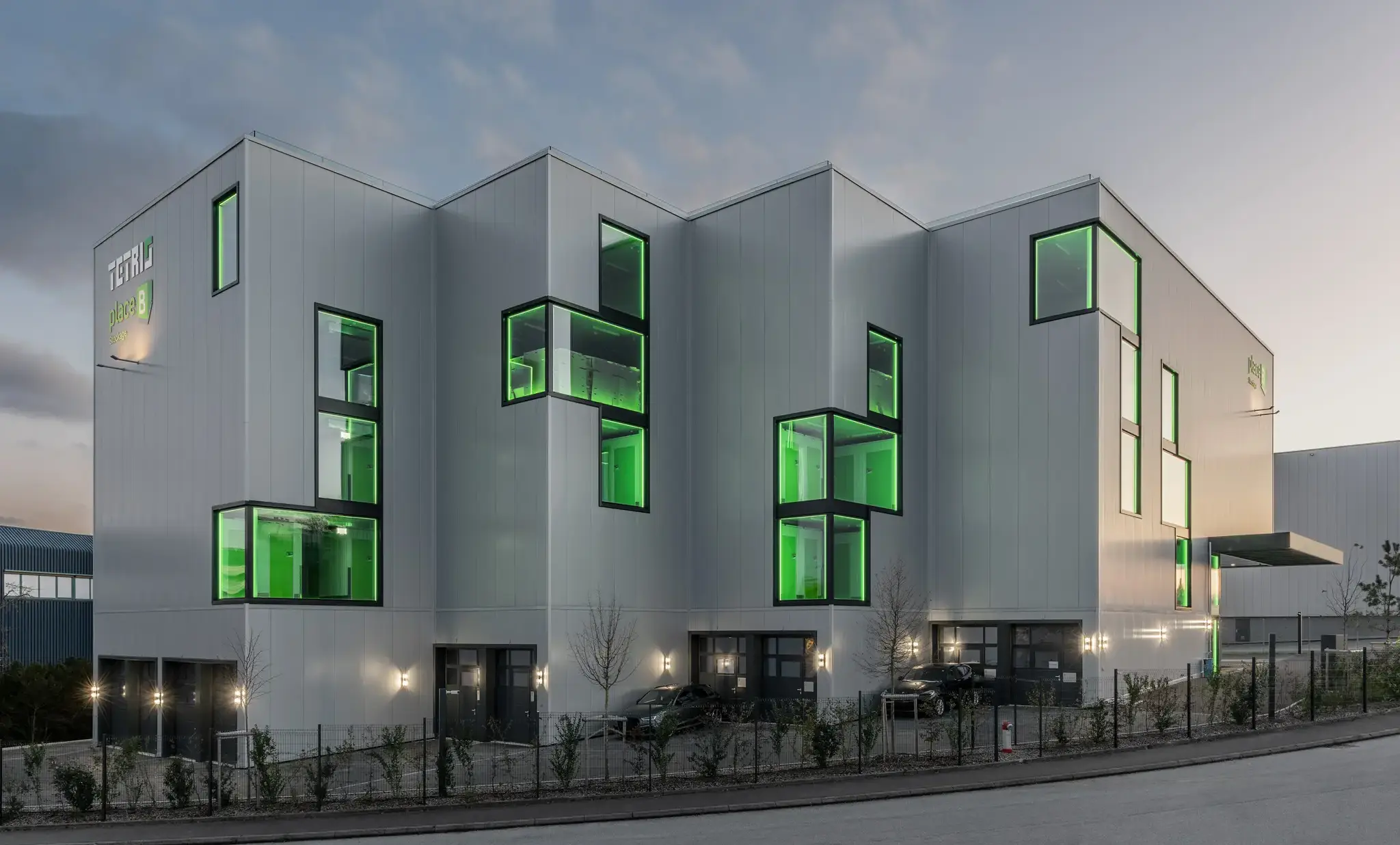 Tetris – Self Storage & Coworking